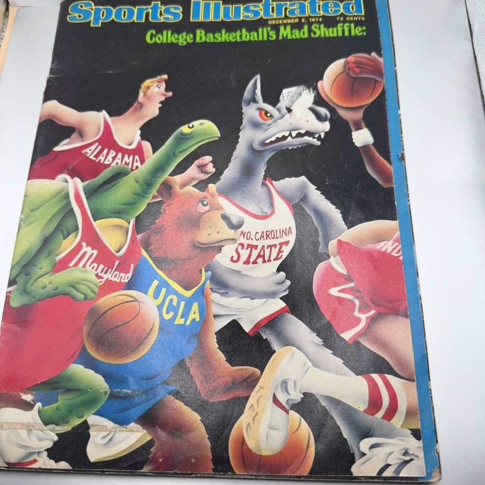 Sports‎ Illustrated December 1974 Illustrated College Basketball Football Cover